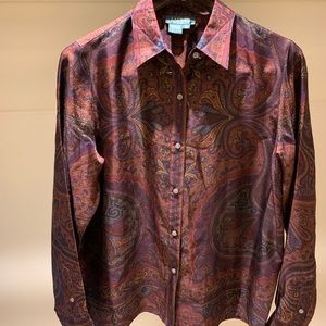 Used:Ralph Lauren Filigree design Silk Top Size 12